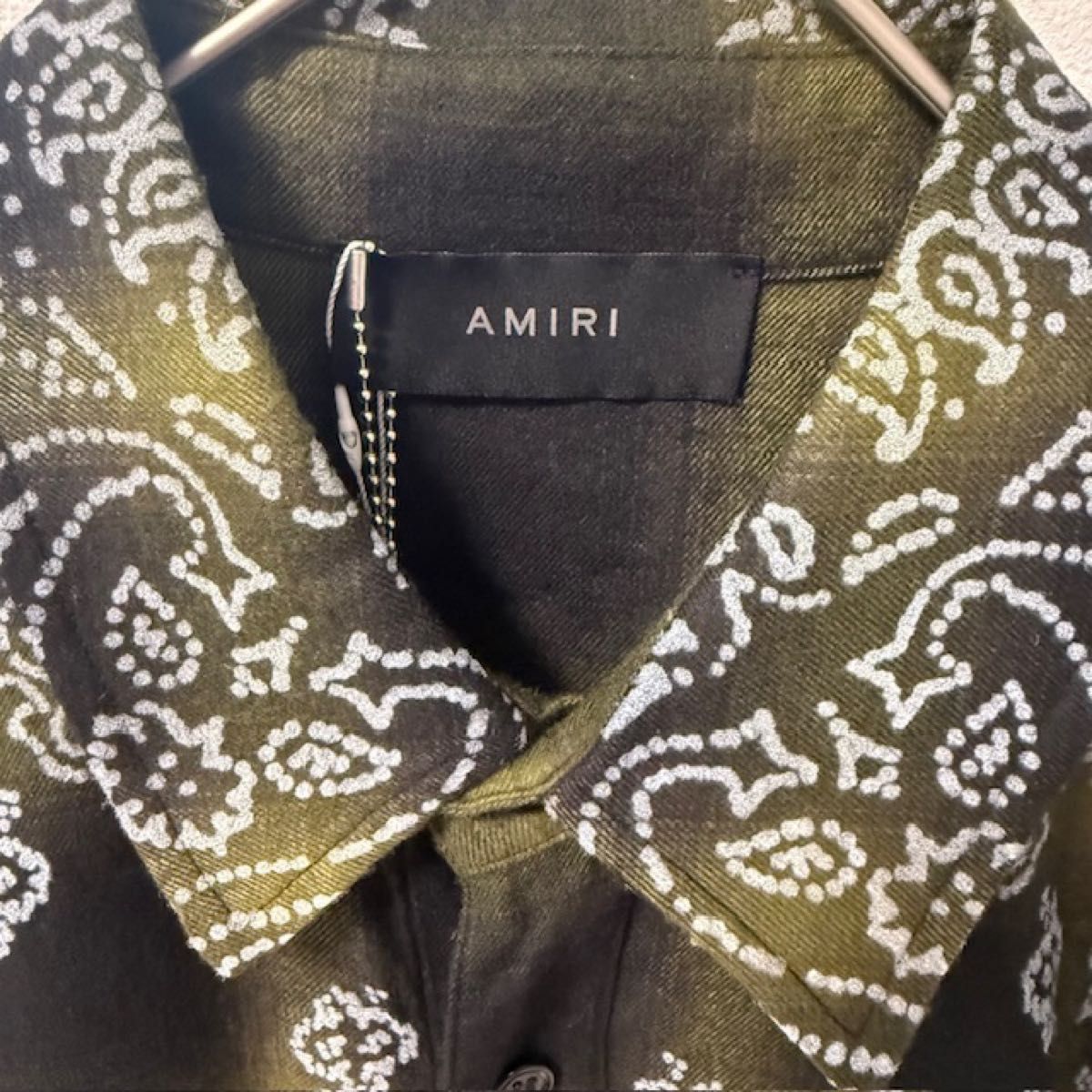 新品・本物 【AMIRI (アミリ) 】ペイズリー柄 バックロゴ 新品・本物 【AMIRI (アミリ) 】ペイズリー柄 バックロゴ
