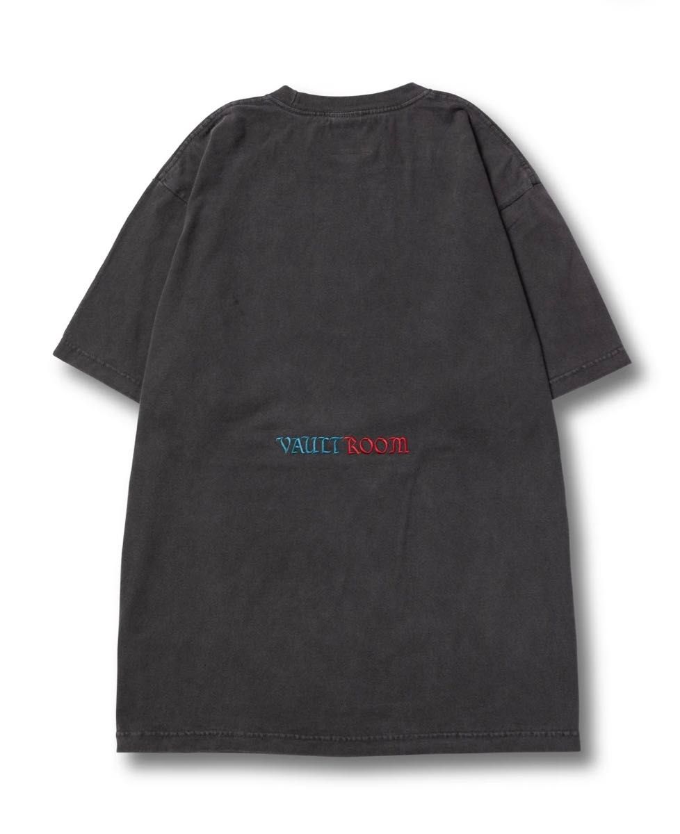Vaultroom VR × GURA TEE / CHARCOAL ボルトルーム ホロライブ Vaultroom VR × GURA TEE / CHARCOAL ボルトルーム ホロライブ
