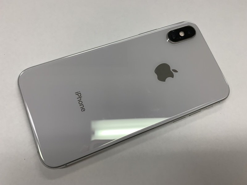 JU862 SIMフリー iPhoneXs シルバー 64GB ジャンク ロックOFF JU862 SIMフリー iPhoneXs シルバー 64GB ジャンク ロックOFF