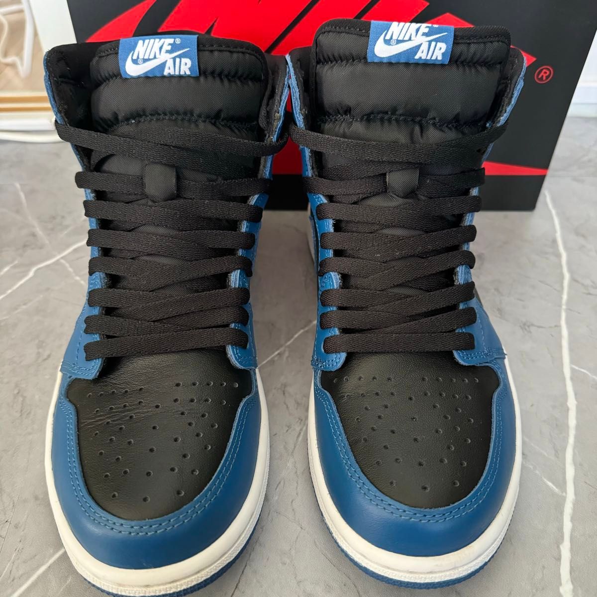 Nike Air Jordan 1 Retro High OG "Dark Marina Blue"