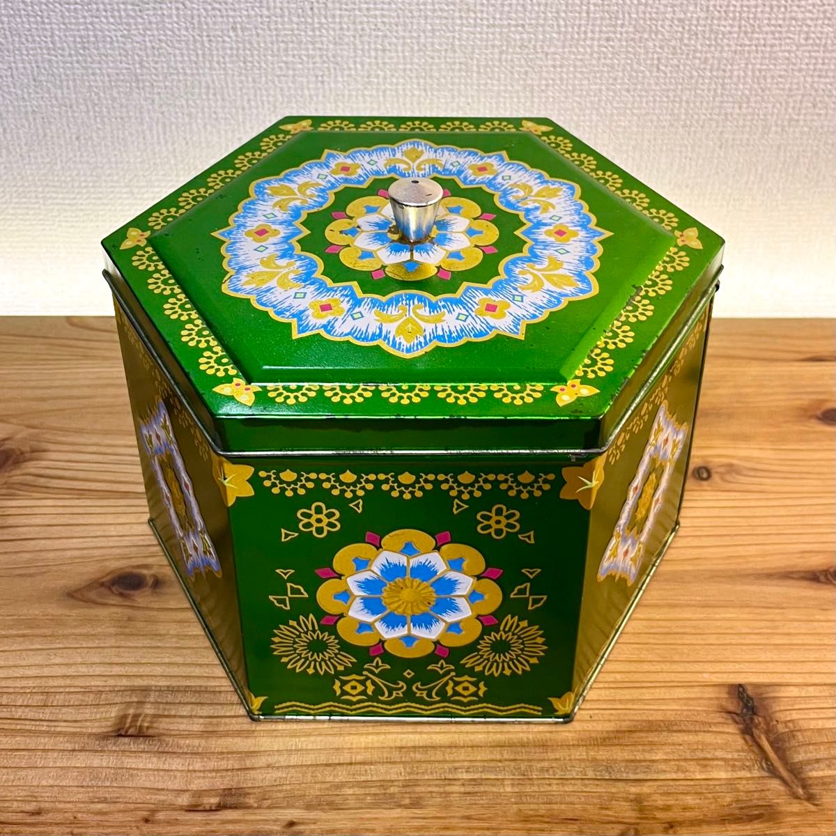 古い菓子缶 東京銀座 六角形の缶 /古美術 アンティーク 大正 古い菓子缶 東京銀座 六角形の缶 /古美術 アンティーク 大正