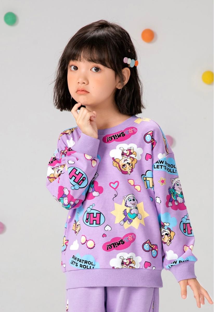 新品 pawpatrol パウパトロール　総柄 女の子 トレーナー  120