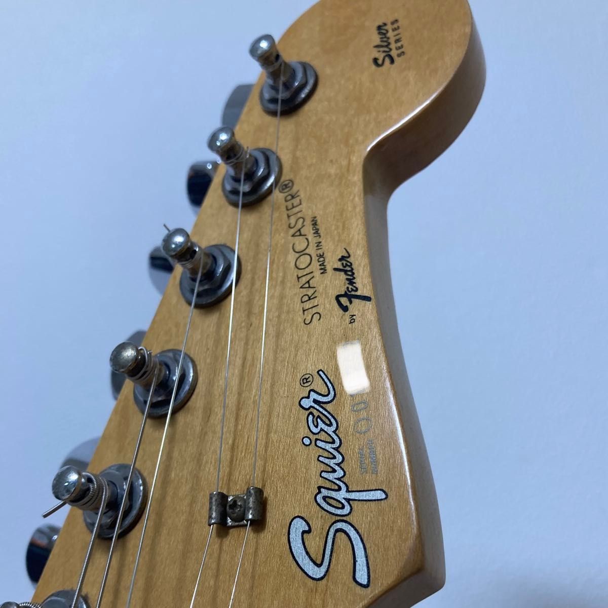 希少 日本製 Squier Oシリアル Silverシリーズ ストラトキャスター サンバースト メイプル指板 フジゲン製造 希少 日本製 Squier Oシリアル Silverシリーズ ストラトキャスター サンバースト メイプル指板 フジゲン製造