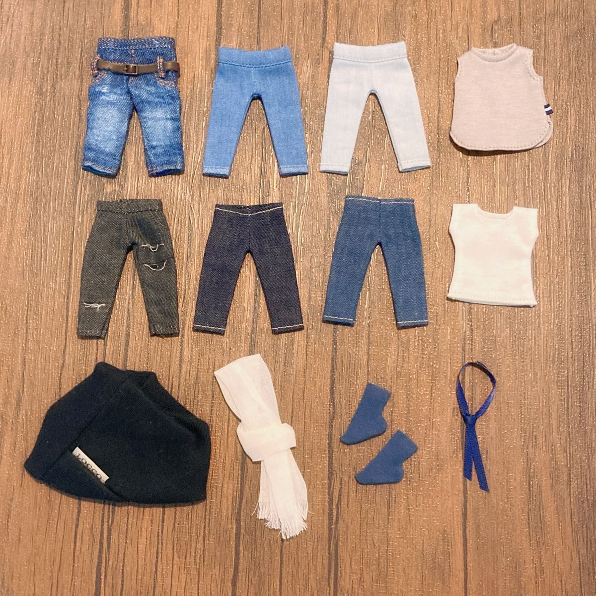 ディーラー様製 オビツ11 パンツ Tシャツ 小物 まとめ売り ⑤