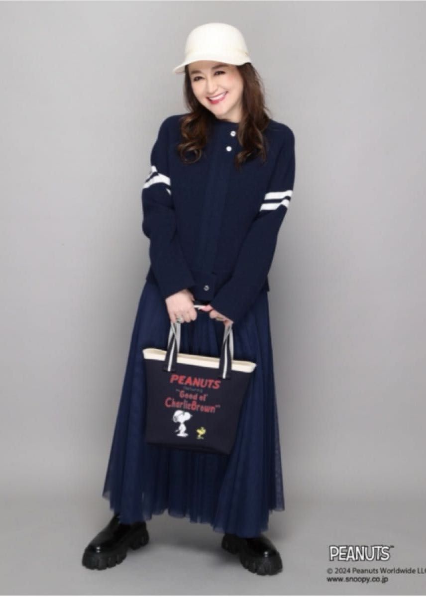 Anne Coquine スヌーピー柄ニットバッグ 洗えるニットバッグ Anne Coquine スヌーピー柄ニットバッグ 洗えるニットバッグ