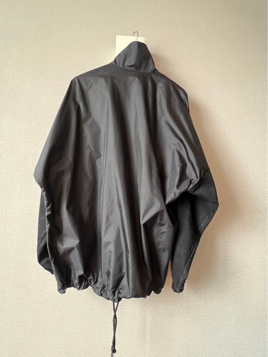 BALENCIAGA バレンシアガ 大きいサイズ ジャケット ナイロン BALENCIAGA バレンシアガ 大きいサイズ ジャケット ナイロン