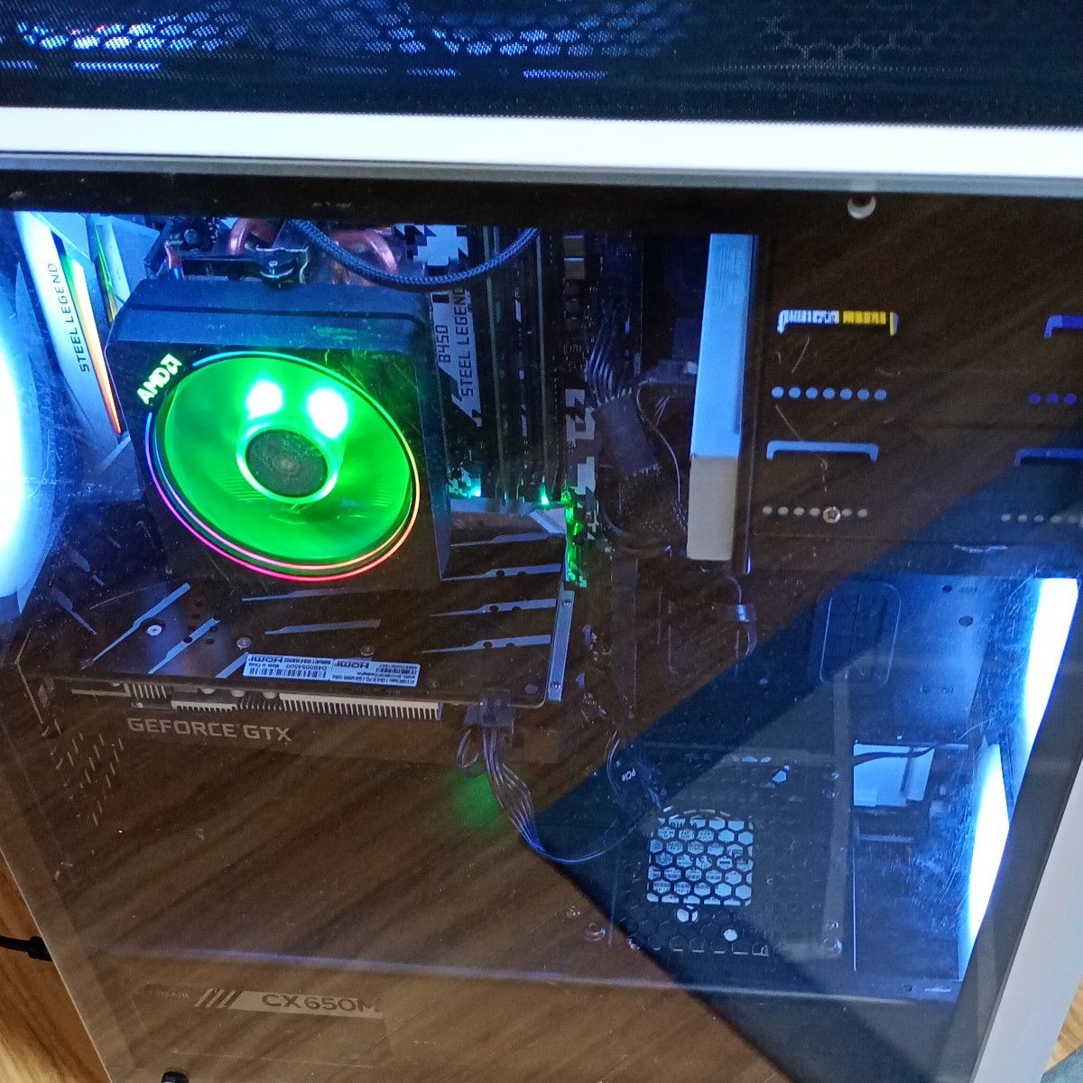 Ryzen5/GTX1660 包み込む SUPER 搭載 ゲーミングPC(自作) Ryzen5/GTX1660 包み込む SUPER 搭載 ゲーミングPC(自作)