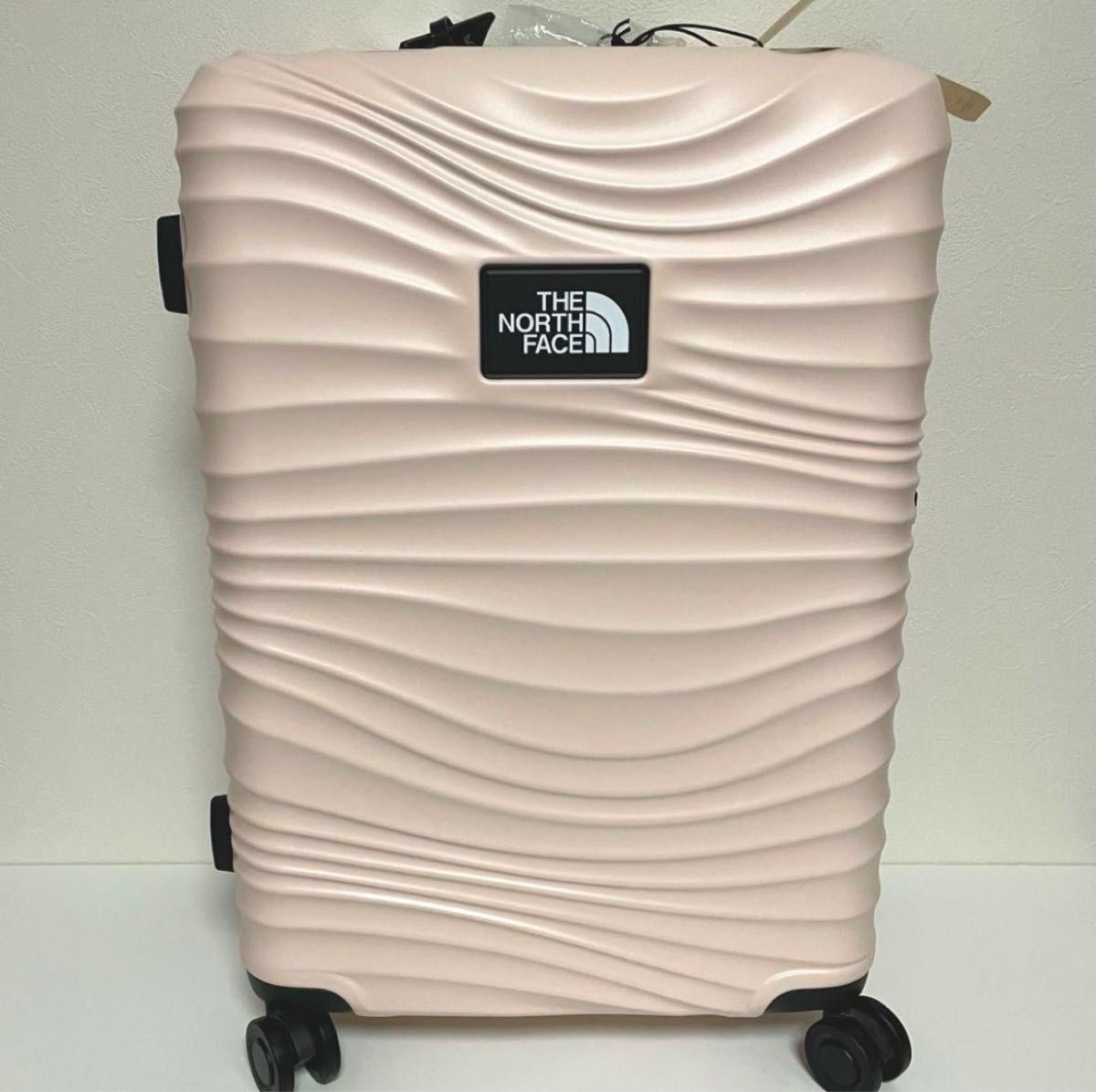 ノースフェイス キャリーバッグ 24インチ ピンク 国内未入荷 ノースフェイス キャリーバッグ 24インチ ピンク 国内未入荷