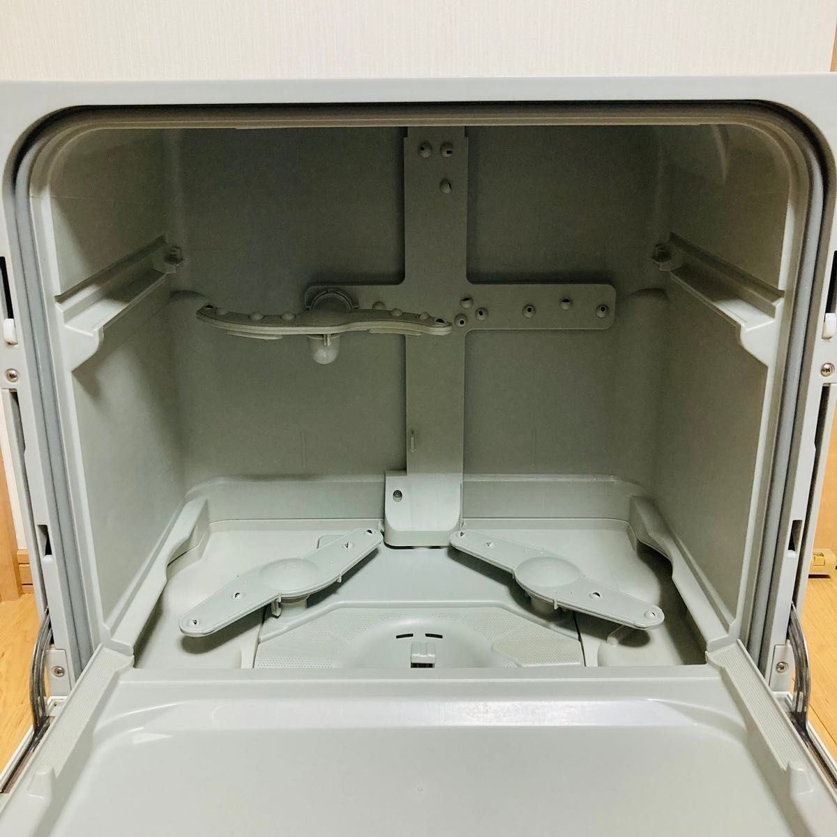 Panasonic パナソニック 食器洗い乾燥機 NP-TA2-W 2018年製 Panasonic パナソニック 食器洗い乾燥機 NP-TA2-W 2018年製
