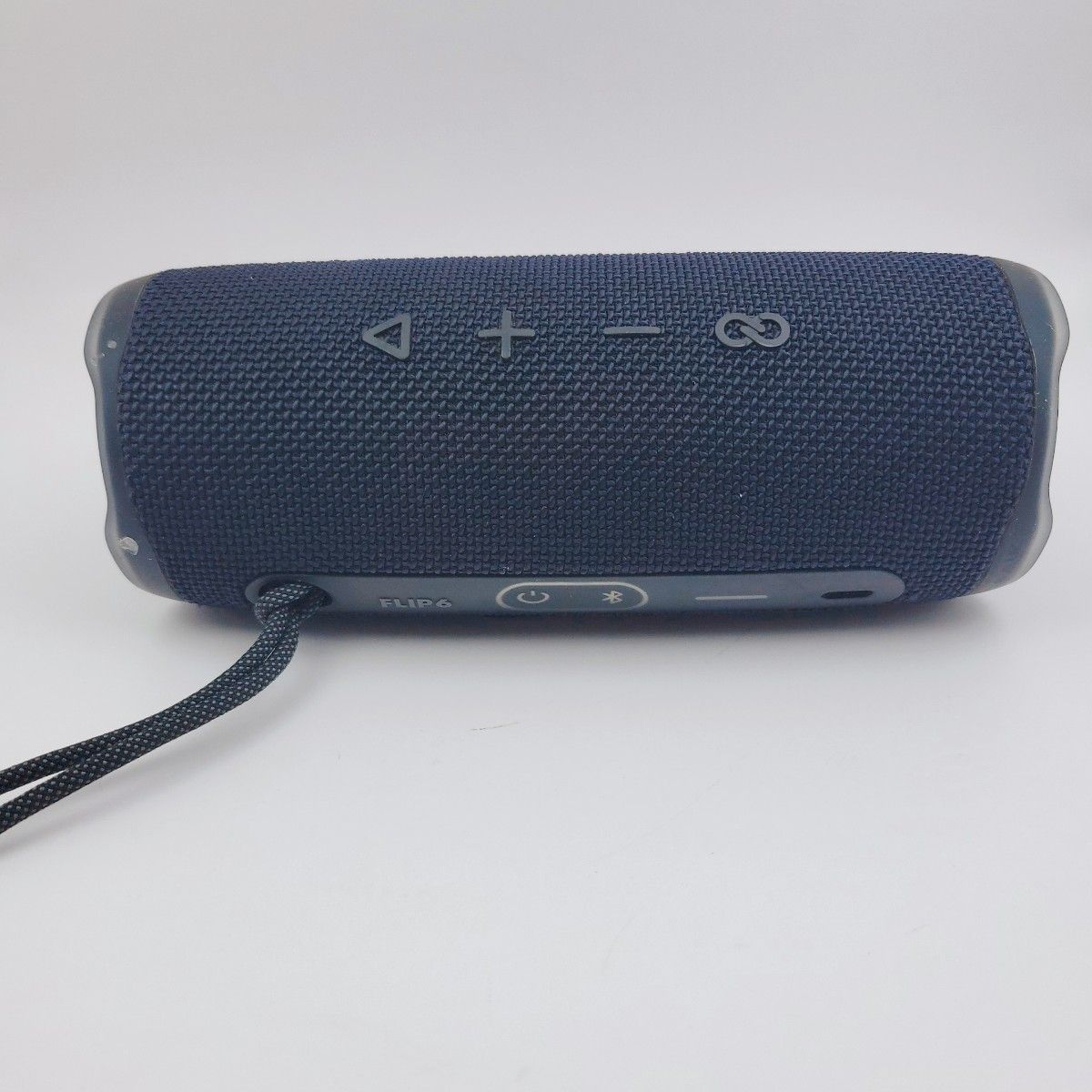 JBL FLIP 6 ポータブルウォータープルーフスピーカー BLK JBL FLIP 6 ポータブルウォータープルーフスピーカー BLK