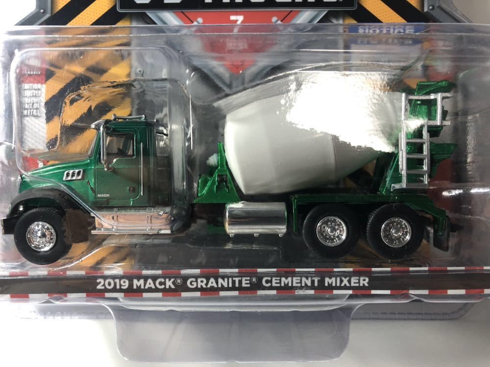 グリーンマシーン レア グリーンライト 1/64 2019 マック グラニト セメント ミキサー Greenlight 1/64 2019 MACK GRANITE CEMENT MIXER_画像3