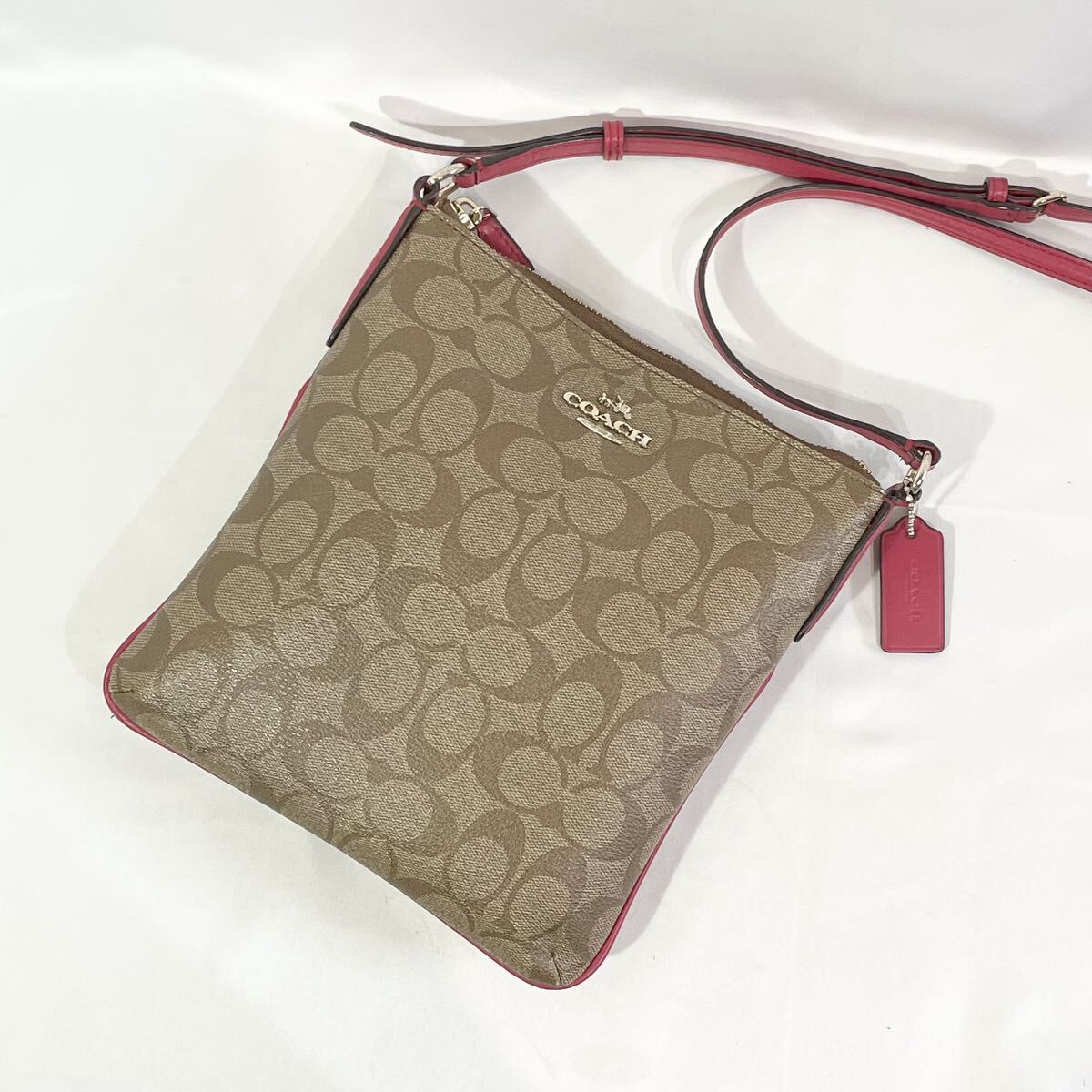 正規品 コーチ COACH サコッシュ ショルダーバッグ シグネチャー 正規品 コーチ COACH サコッシュ ショルダーバッグ シグネチャー