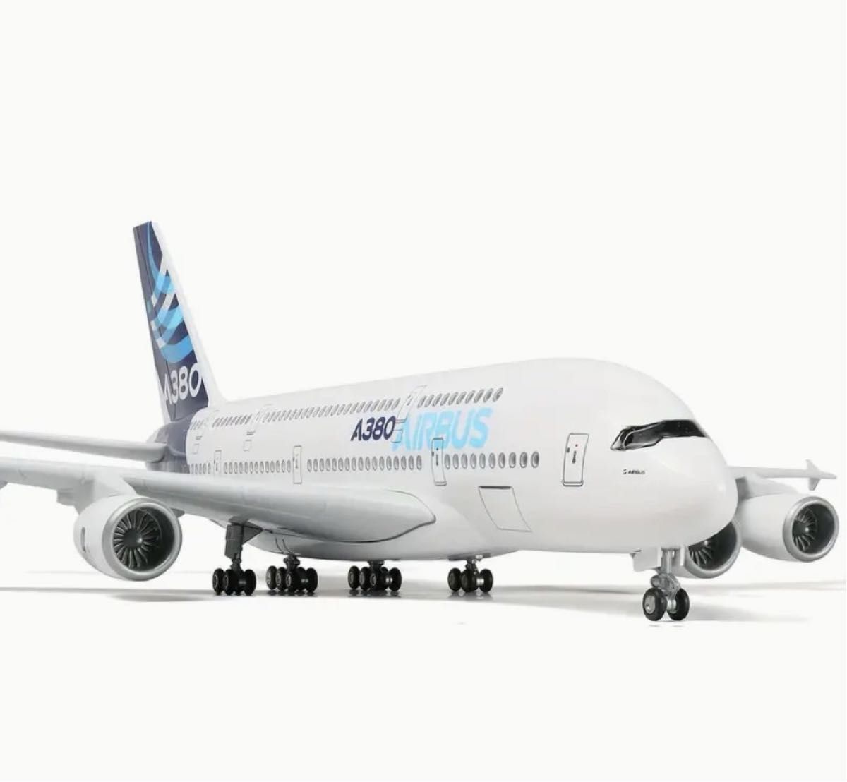 1/160スケール A380 Airbus380 エアバス380 模型 スタンド付き 1/160スケール A380 Airbus380 エアバス380 模型 スタンド付き