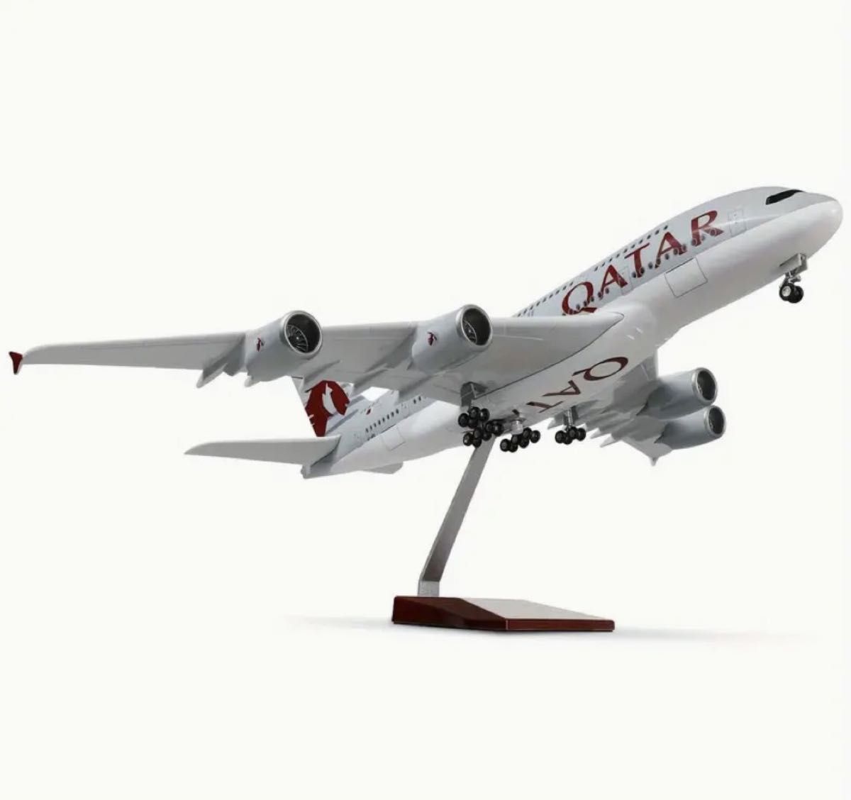最安値】1/160スケール エアバス380 A380 カタール航空 Qatar 最安値】1/160スケール エアバス380 A380 カタール航空 Qatar