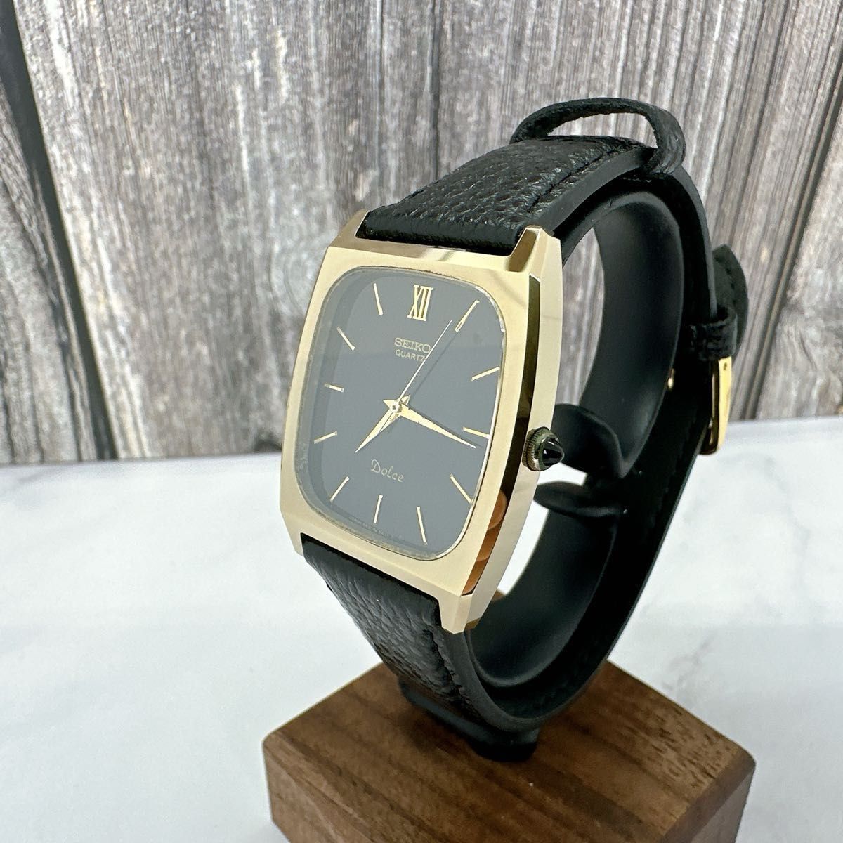 美品 稼動品 SEIKO セイコードルチェ 黒文字盤 超合金 メンズ 美品 稼動品 SEIKO セイコードルチェ 黒文字盤 超合金 メンズ