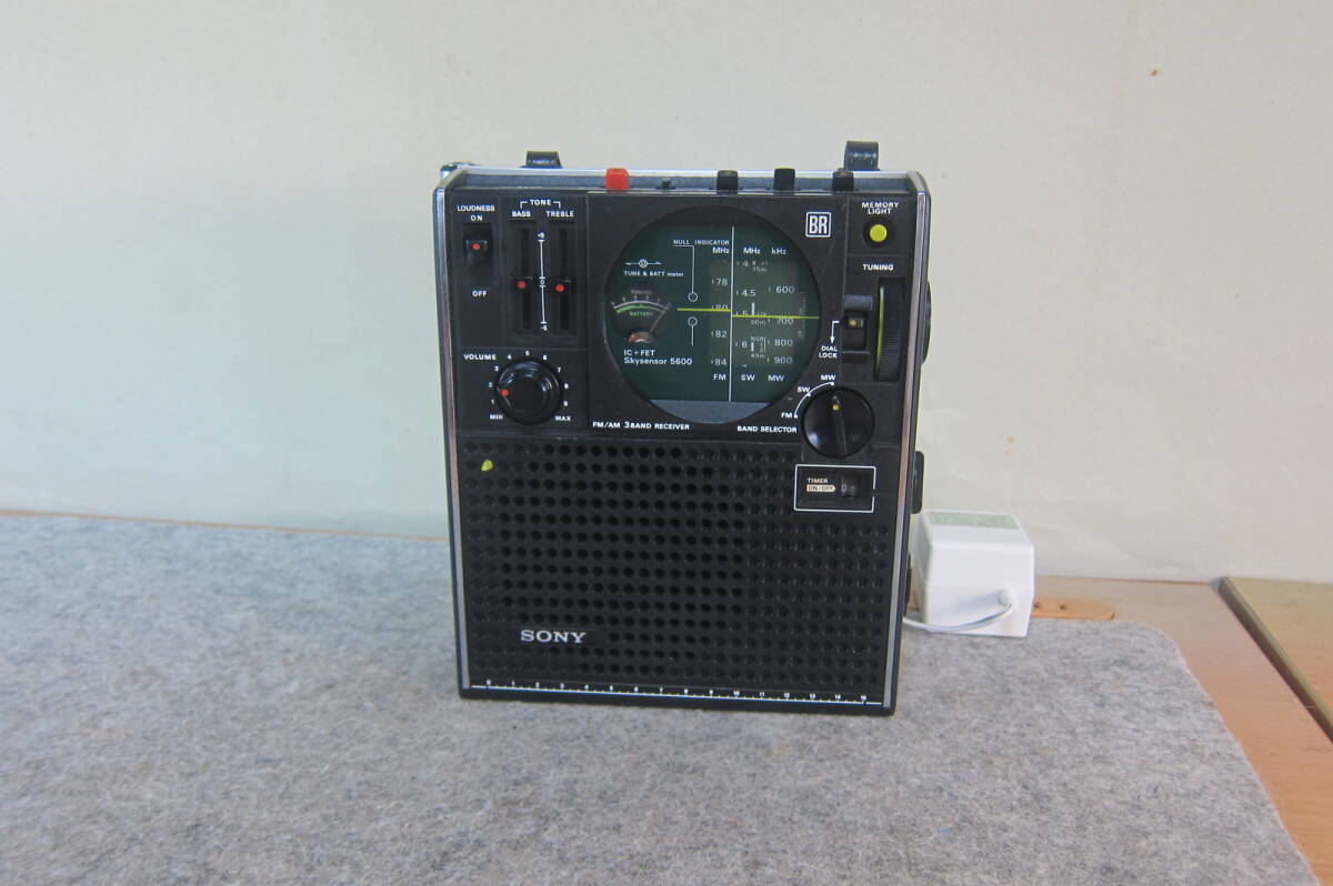 Yahoo!オークション - SONY ソニー スカイセンサー ICF-5600 FM Yahoo!オークション - SONY ソニー スカイセンサー ICF-5600 FM