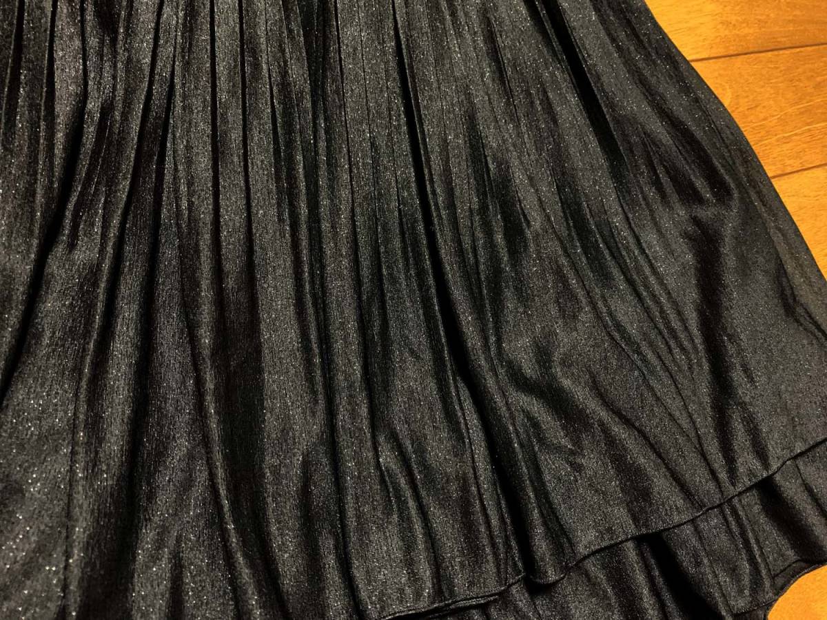ナチュラルビューティーベーシック　Sサイズ　黒スカート　ミニスカート　フレアスカート