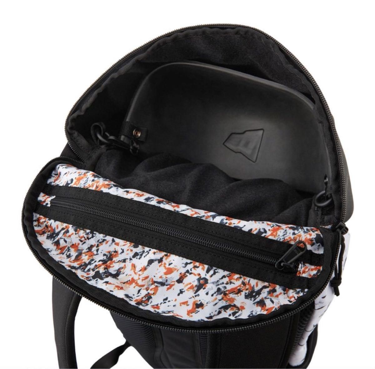 ポケモンセンター NEW ERA Rucksack LIZARDON リザードン バック ポケモンセンター NEW ERA Rucksack LIZARDON リザードン バック
