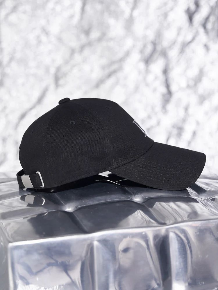 ダーリッチ darich クリスタルロゴキャップ BLK|Yahoo!フリマ ダーリッチ darich クリスタルロゴキャップ BLK|Yahoo!フリマ