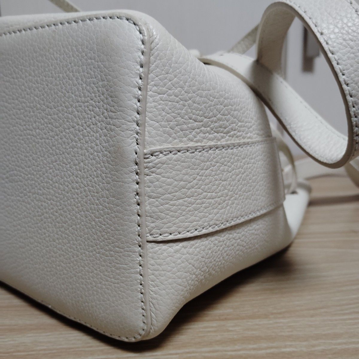 フルラ FURLA コスタンザ 巾着型 ハンドバッグ ショルダーバッグ フルラ FURLA コスタンザ 巾着型 ハンドバッグ ショルダーバッグ