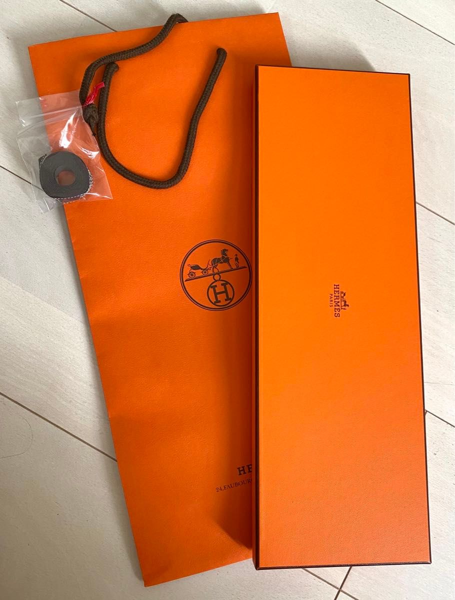 新品 未使用】HERMES エルメス メンズ ネクタイ ショッパー 箱 新品 未使用】HERMES エルメス メンズ ネクタイ ショッパー 箱