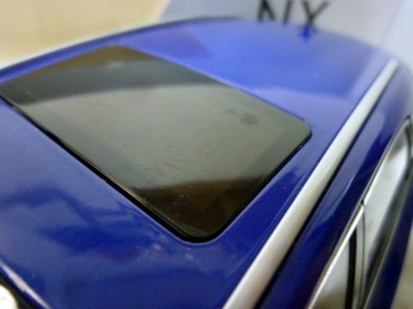 レクサス NX 200t 1/18 ミニカー ブルー LEXUS ドア開閉_画像2