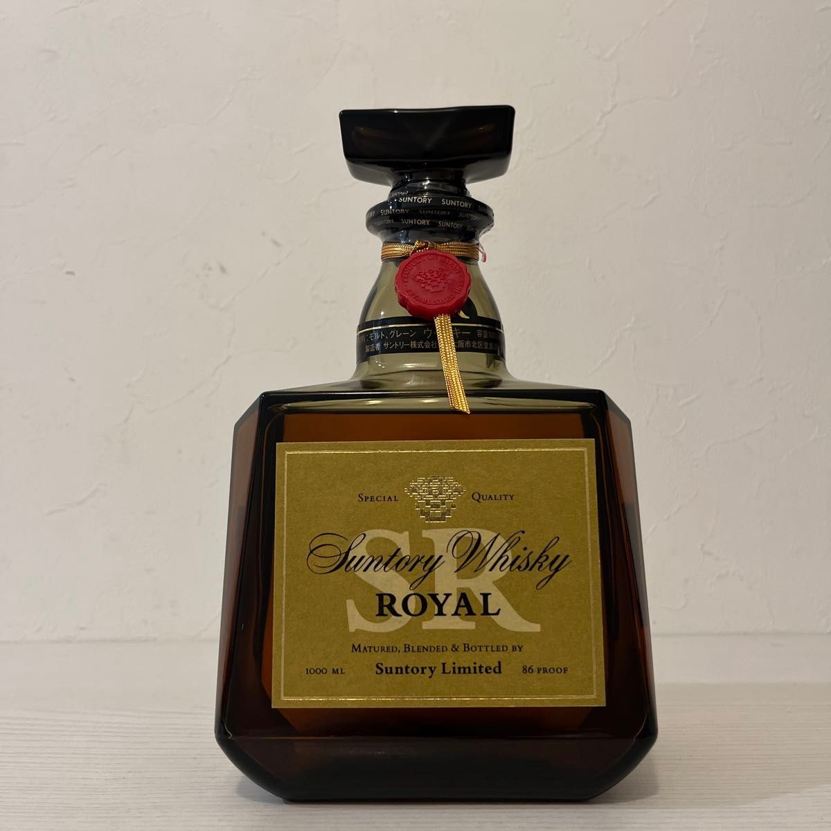 ローヤル 旧ボトル 1000ml クイーンサイズ 箱付き 美品 ローヤル 旧ボトル 1000ml クイーンサイズ 箱付き 美品