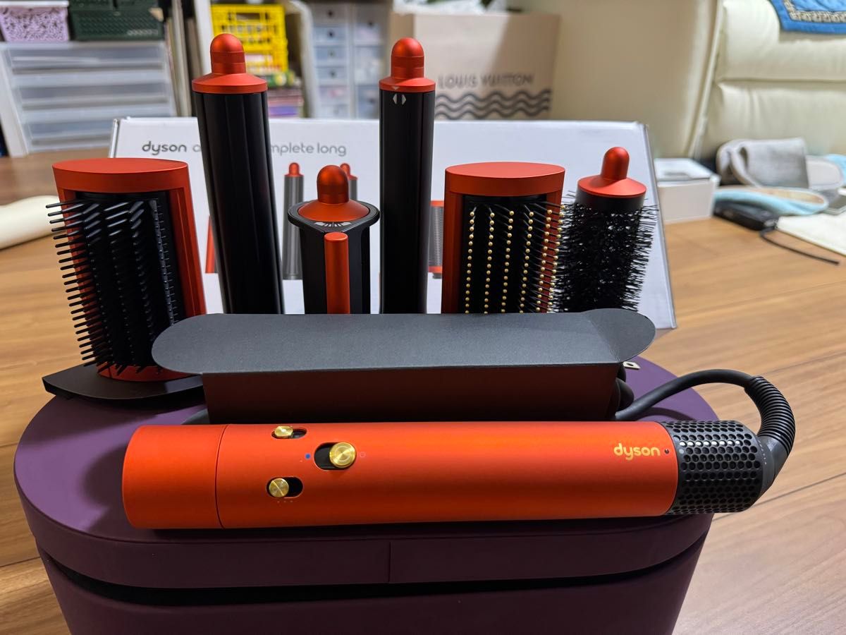 Dyson Airwrap Complete Long オレンジ 収納ケース付き ダイソン Dyson Airwrap Complete Long オレンジ 収納ケース付き ダイソン