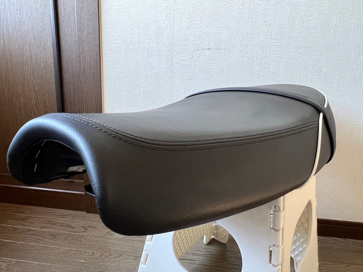 トライアンフ ボンネビル 純正シート 美品|Yahoo!フリマ(旧 トライアンフ ボンネビル 純正シート 美品|Yahoo!フリマ(旧