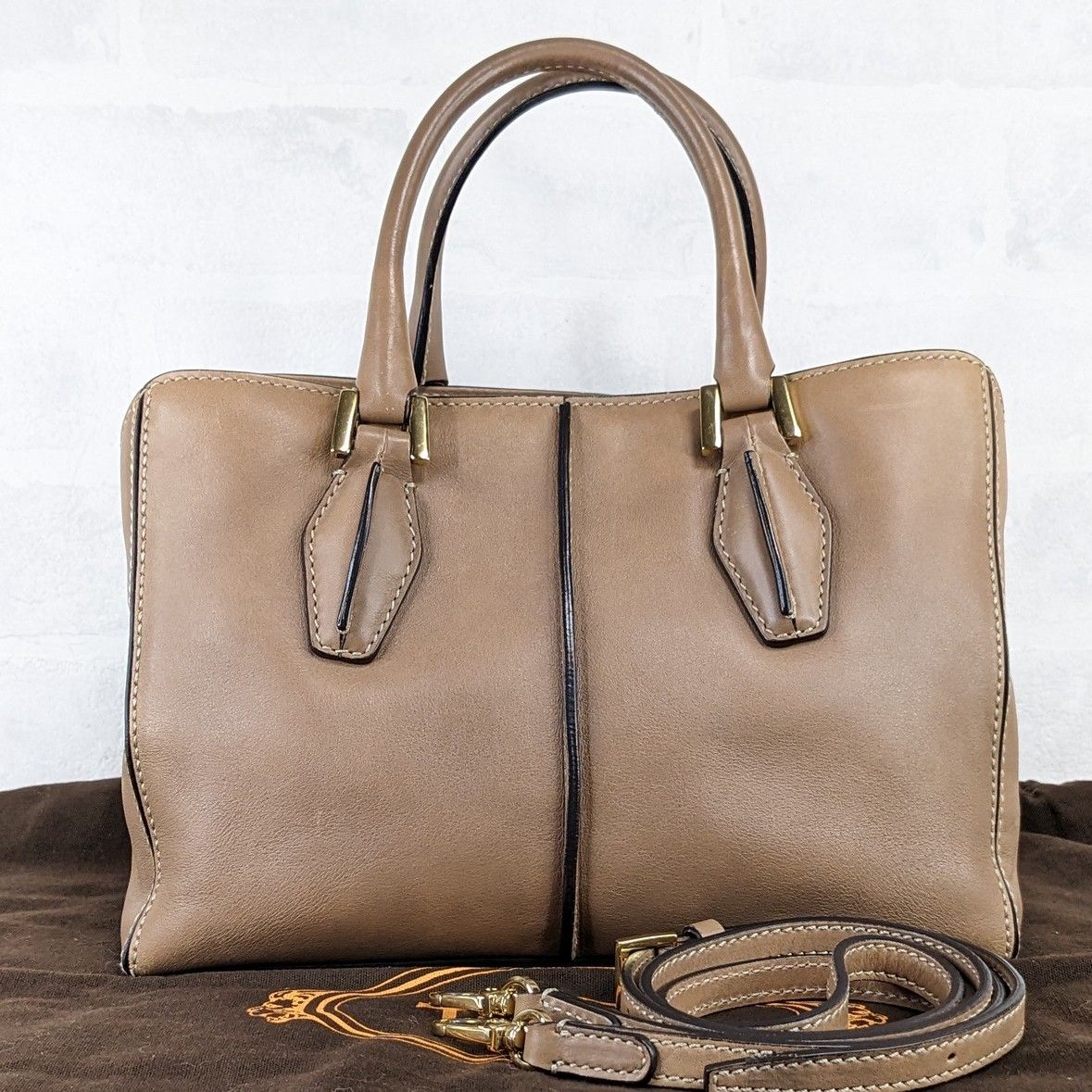 TOD'S Dバッグ Dスタイリング ハンドバッグ ショルダー 2way TOD'S Dバッグ Dスタイリング ハンドバッグ ショルダー 2way