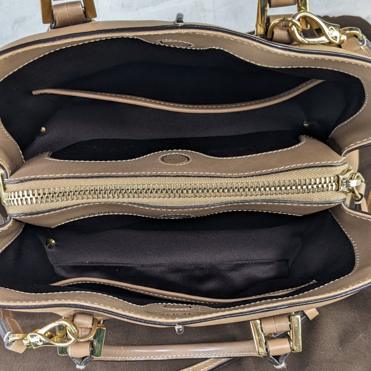 TOD'S Dバッグ Dスタイリング ハンドバッグ ショルダー 2way TOD'S Dバッグ Dスタイリング ハンドバッグ ショルダー 2way