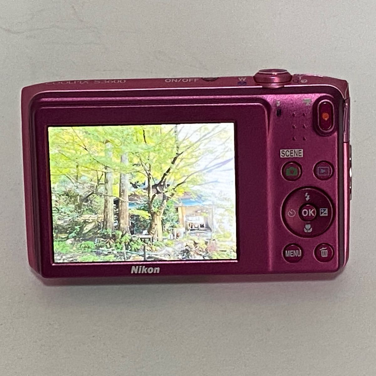 Nikon COOLPIX s3600 ニコン デジタルカメラ SDカード付【8GB Nikon COOLPIX s3600 ニコン デジタルカメラ SDカード付【8GB