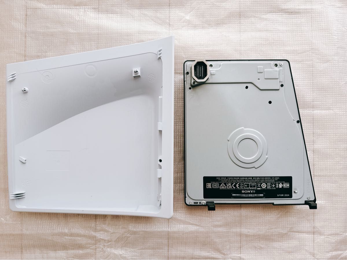 迅速発送 中古 PS5 外付けディスクドライブ Disc Drive CFI 迅速発送 中古 PS5 外付けディスクドライブ Disc Drive CFI
