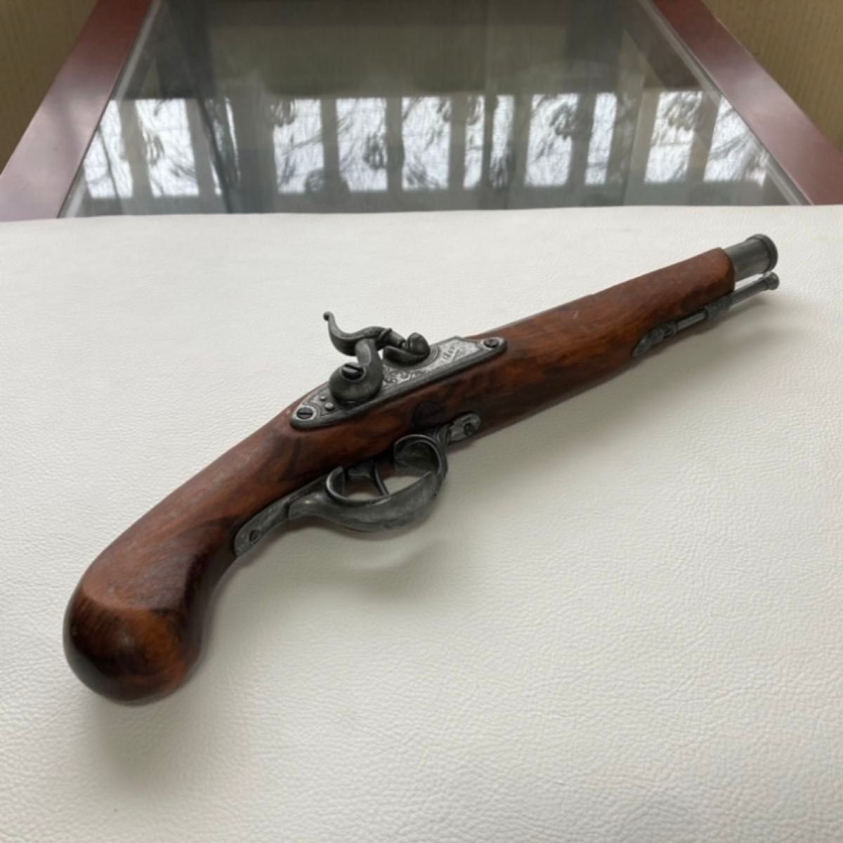 モデルガン レプリカ 古式銃 木製 金属 置物 インテリア レトロ モデルガン レプリカ 古式銃 木製 金属 置物 インテリア レトロ