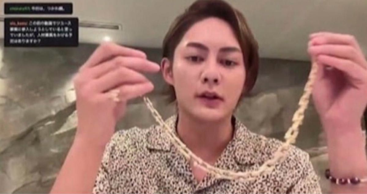 大人気大物有名人愛用続出中ハードウェアネックレス 高見え 大人気大物有名人愛用続出中ハードウェアネックレス 高見え