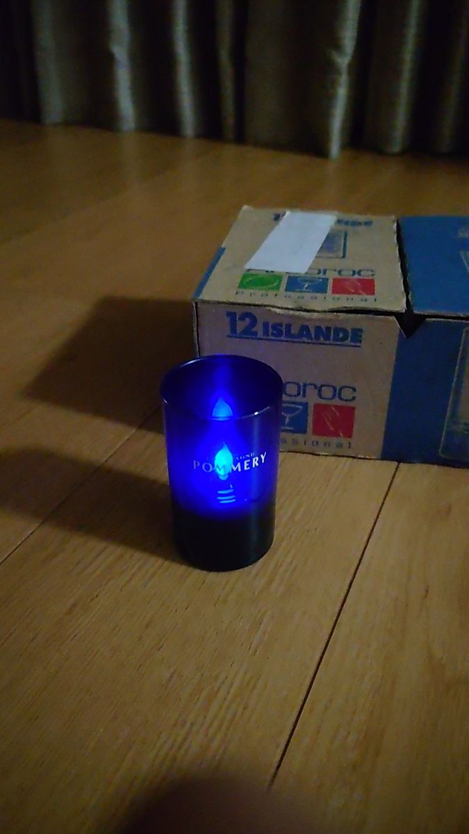 送料無料 新品 ポメリー シャンパン 10個 BAR ショットバー ゆらぎ 電飾 照明 ネオン ライト グラス 非売品 店舗用品