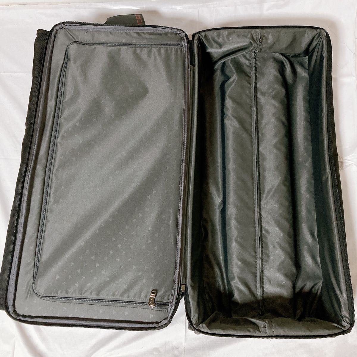 トゥミ TUMI キャリーケース 22041D4 ダッフル スーツケース トゥミ TUMI キャリーケース 22041D4 ダッフル スーツケース