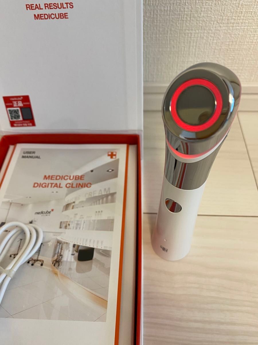 MEDICUBE AGE-R ATS AIR SHOT 家庭用美容器 メディキューブ MEDICUBE AGE-R ATS AIR SHOT 家庭用美容器 メディキューブ