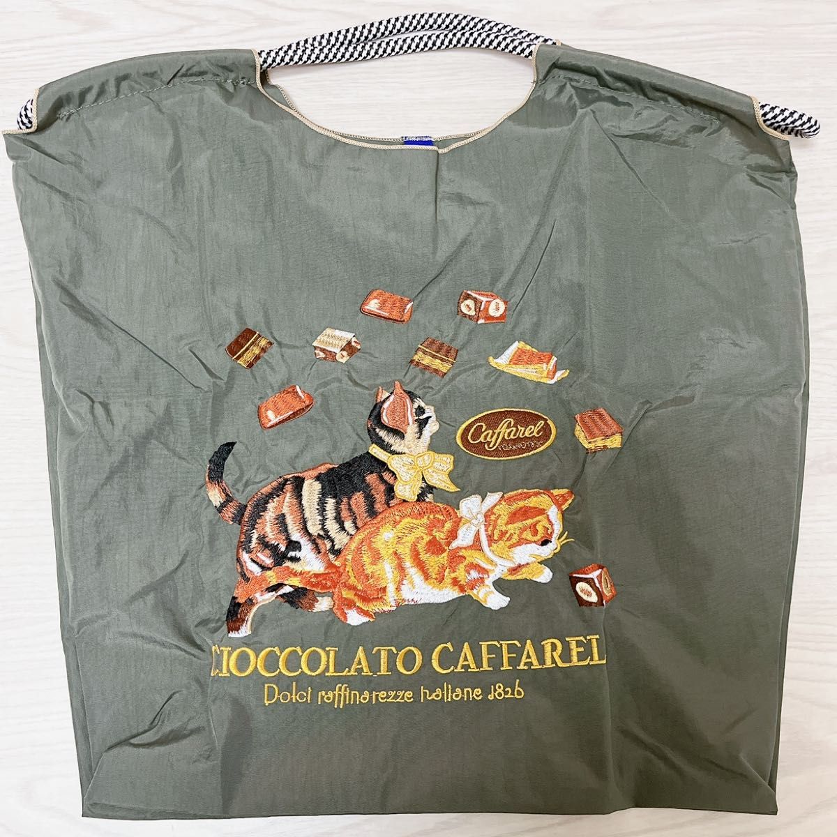 ボールアンドチェーン 猫 ネコ カファレル エコバッグ M ねこ ボールアンドチェーン 猫 ネコ カファレル エコバッグ M ねこ