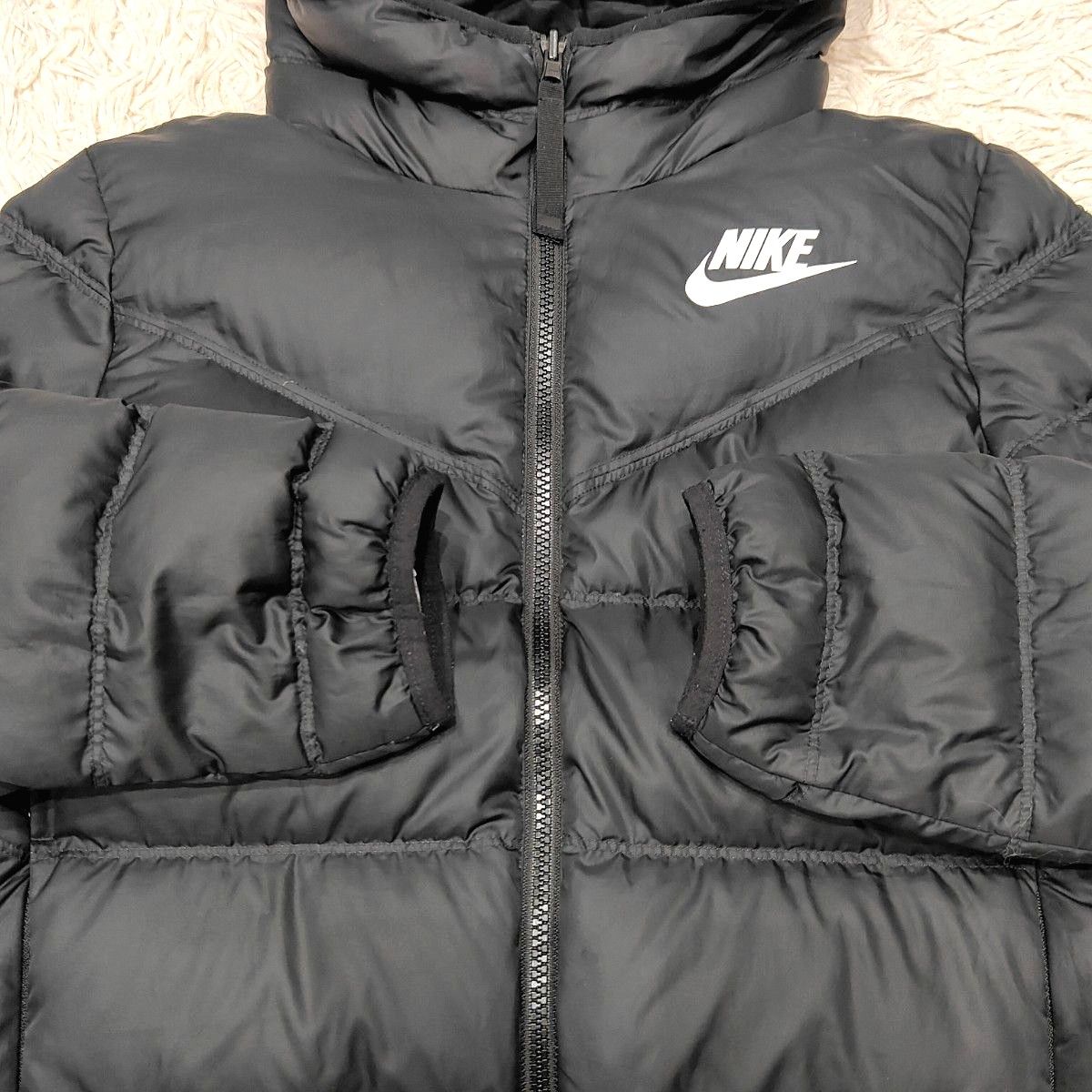 NIKE ナイキ リバーシブル ダウンジャケット ロゴ ダウン 黒 白 NIKE ナイキ リバーシブル ダウンジャケット ロゴ ダウン 黒 白