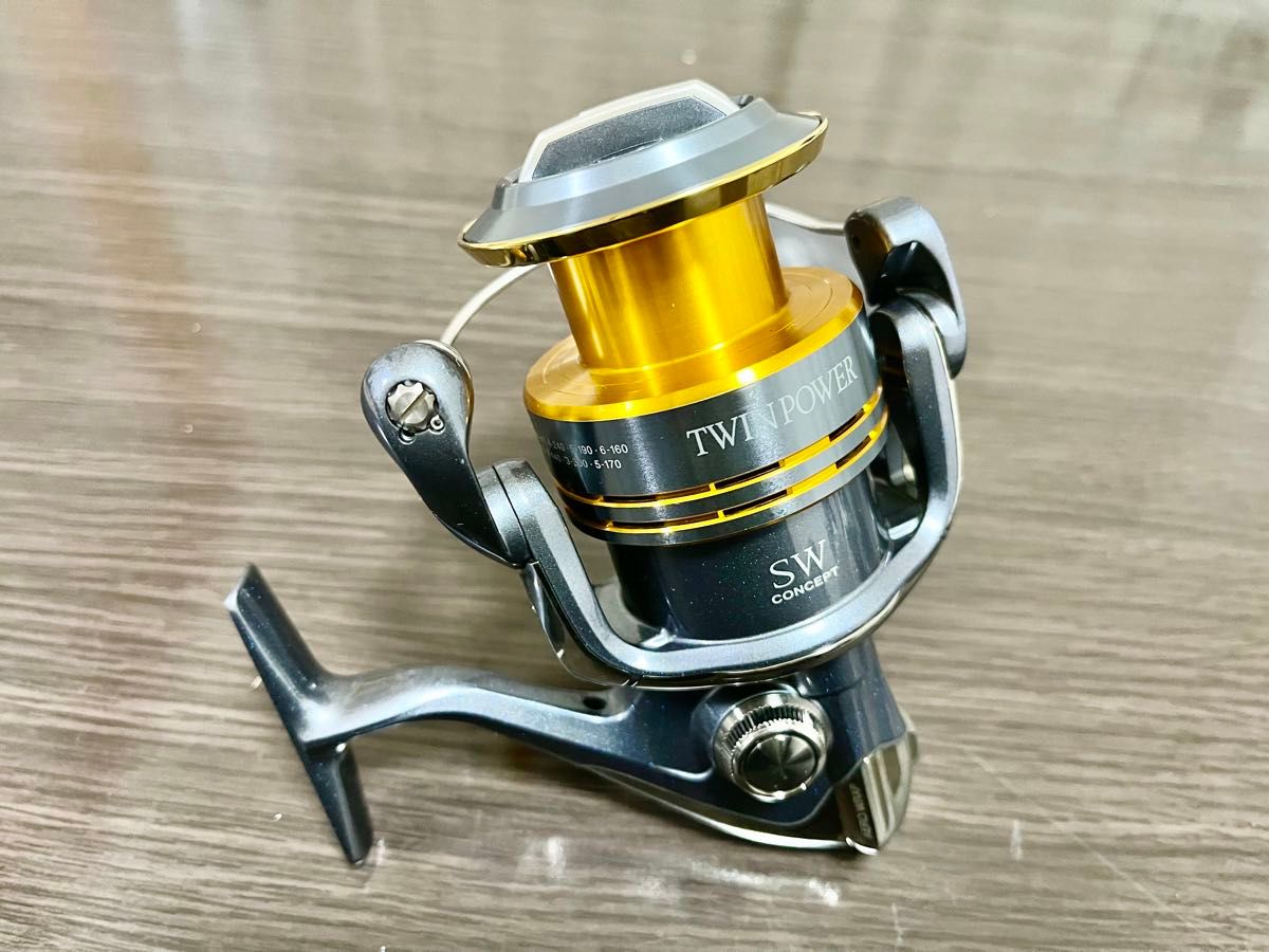 美品 シマノ 09 ツインパワーSW 6000HG 左ハンドル SHIMANO TWIN 美品 シマノ 09 ツインパワーSW 6000HG 左ハンドル SHIMANO TWIN