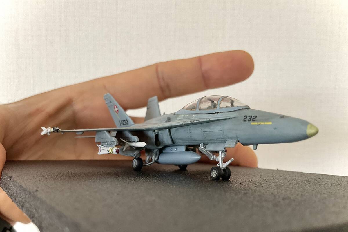 1/144 Revell F/A-18D Hornet / Германия Revell Hornet Швейцария ВВС конечный продукт 
