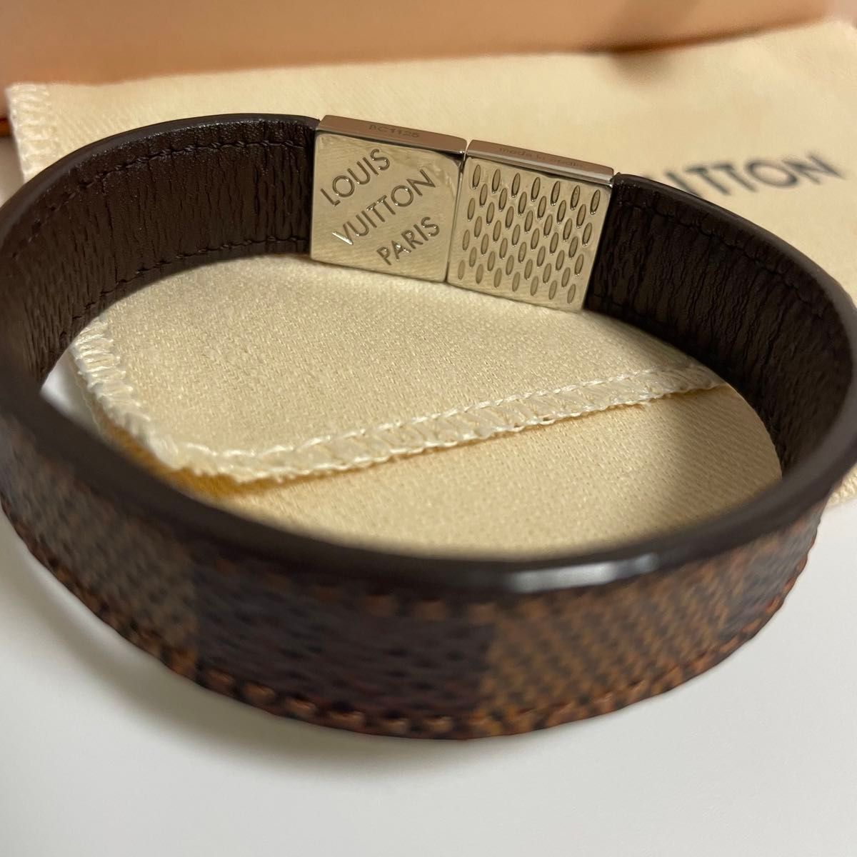 極美品 箱付き ルイ ヴィトン LOUIS VUITTON ブレスレット 極美品 箱付き ルイ ヴィトン LOUIS VUITTON ブレスレット