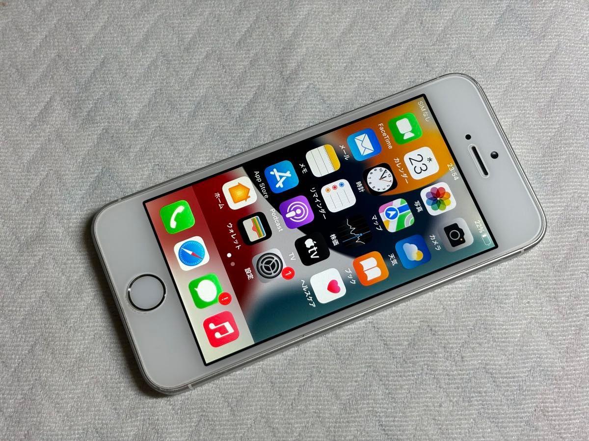 Apple iPhone SE 第1世代 SE1 32GB Silver シルバー SIMフリー Apple iPhone SE 第1世代 SE1 32GB Silver シルバー SIMフリー