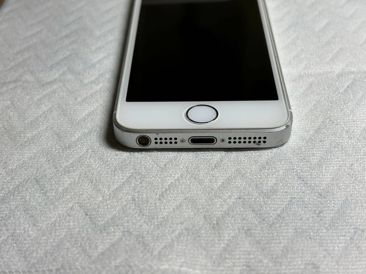 Apple iPhone SE 第1世代 SE1 32GB Silver シルバー SIMフリー Apple iPhone SE 第1世代 SE1 32GB Silver シルバー SIMフリー