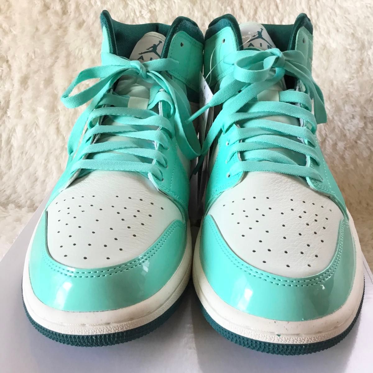 WMNS★NIKE Jordan 1 Mid SE★美しいターコイズカラー(*´ェ`*) 新品 Air Jordan 1 Mid SE WMNS Nike ターコイズ|Yahoo!フリマ