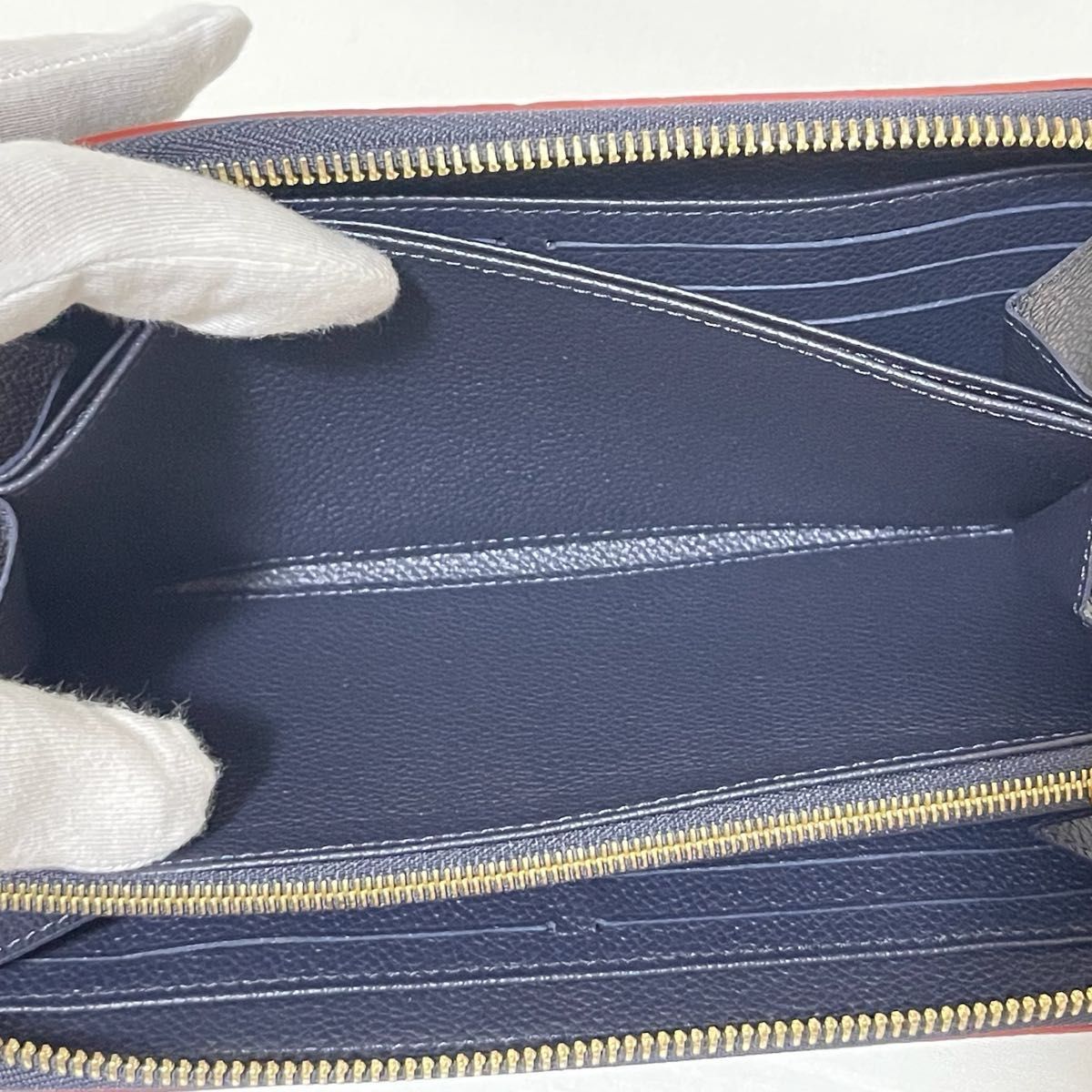 LOUIS VUITTON アンプラント ジッピーウォレット 長財布 LOUIS VUITTON アンプラント ジッピーウォレット 長財布