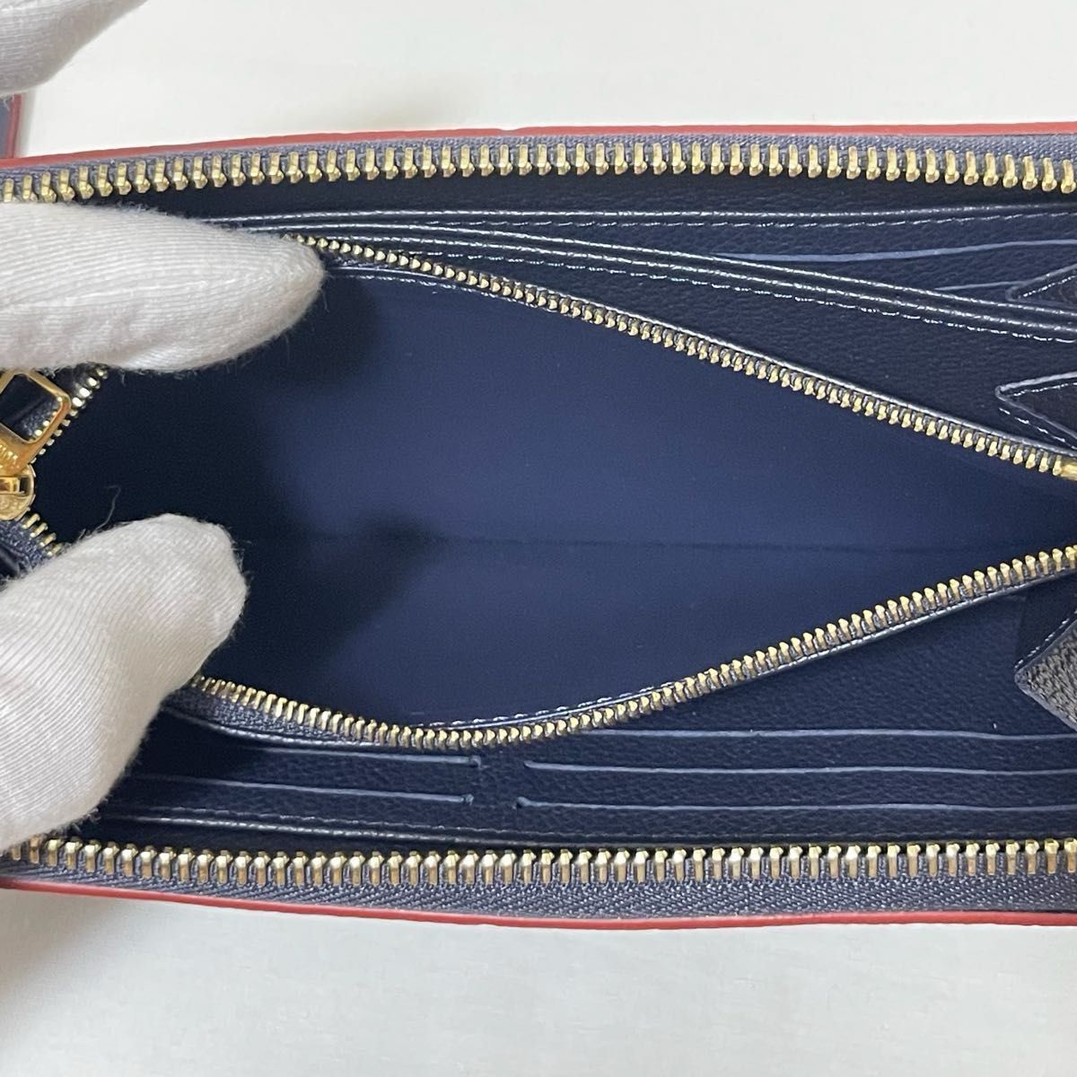 LOUIS VUITTON アンプラント ジッピーウォレット 長財布 LOUIS VUITTON アンプラント ジッピーウォレット 長財布