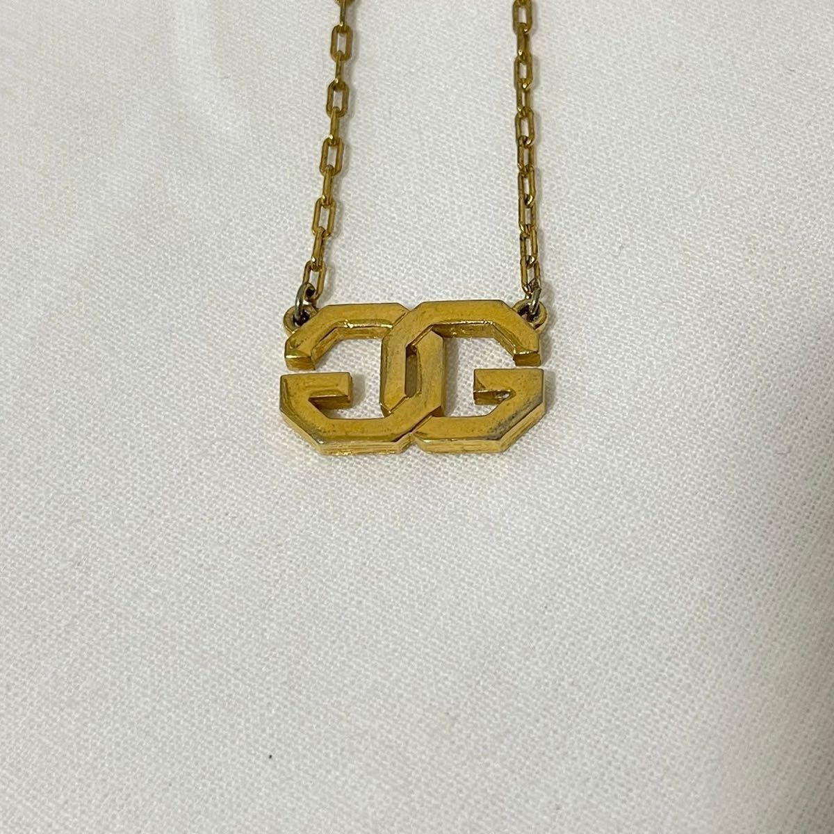 GIVENCHY ヴィンテージ GGロゴネックレス アクセサリー GIVENCHY ヴィンテージ GGロゴネックレス アクセサリー
