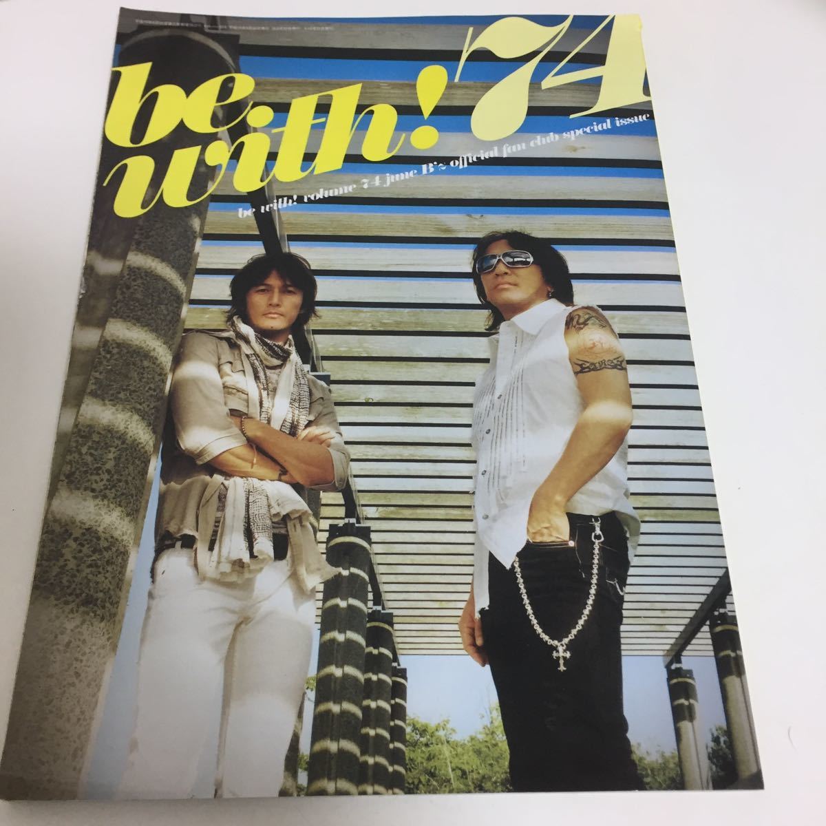 B'z ビーズ be with volume 74 december 2007 B'z official fan club special issue_画像1